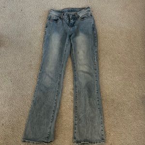 5/$25 Light Wash low rise brandy Melville jeans bootcut size small